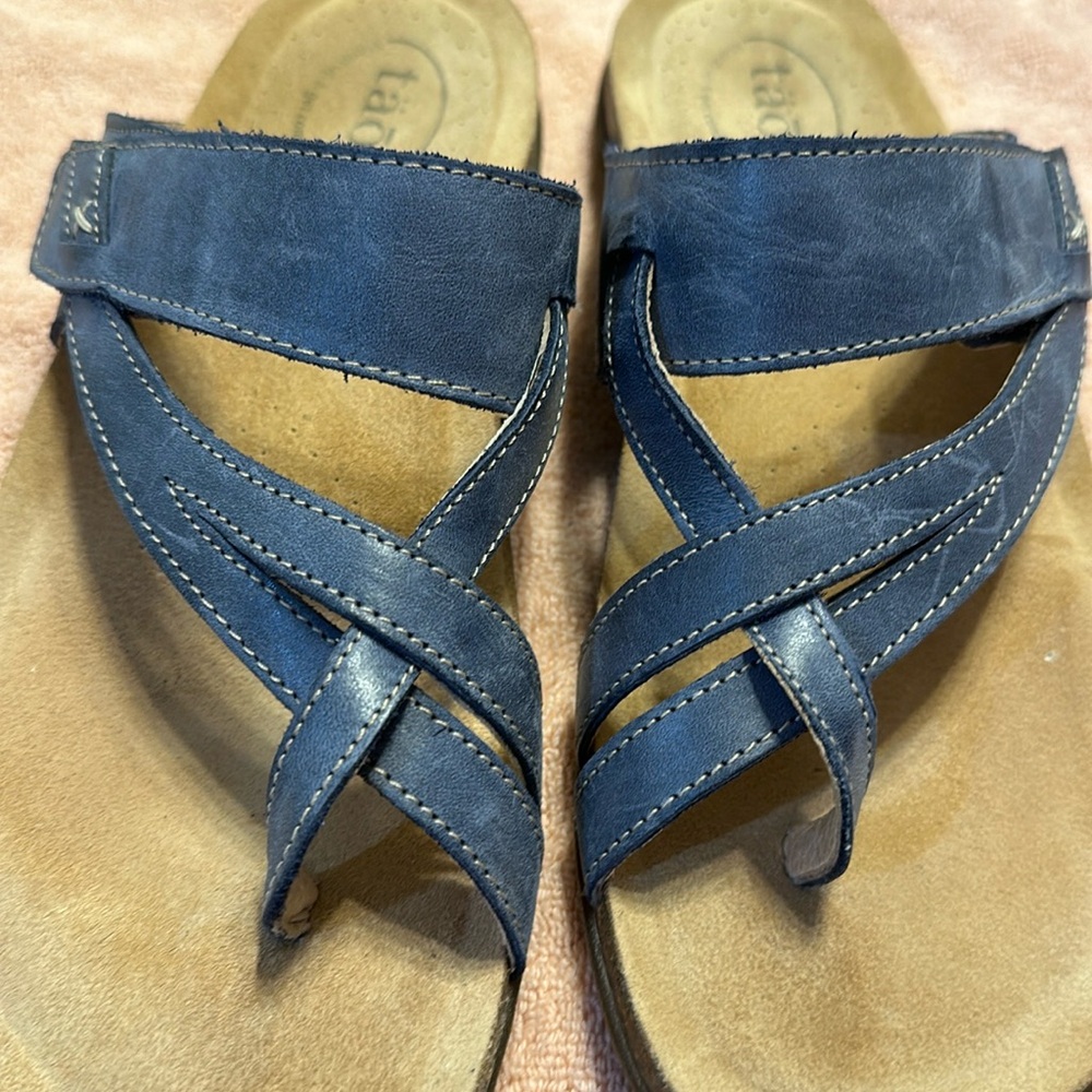 TAOS Sandals